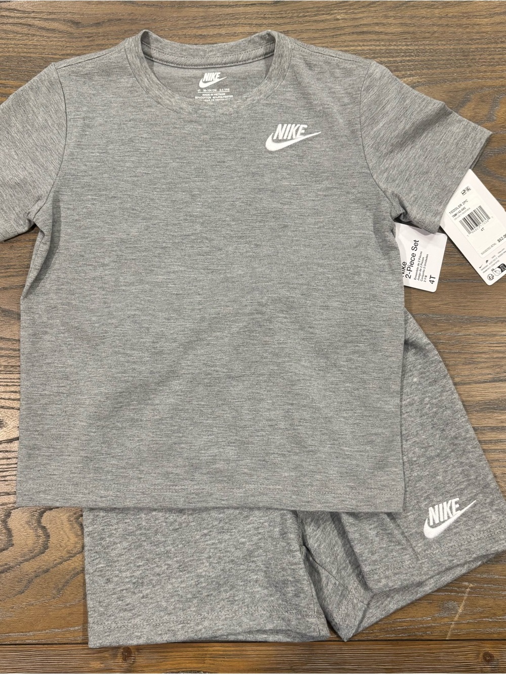 Nike | Light Gray Short Sleeve Tee and Short Set | Boys Size 4T